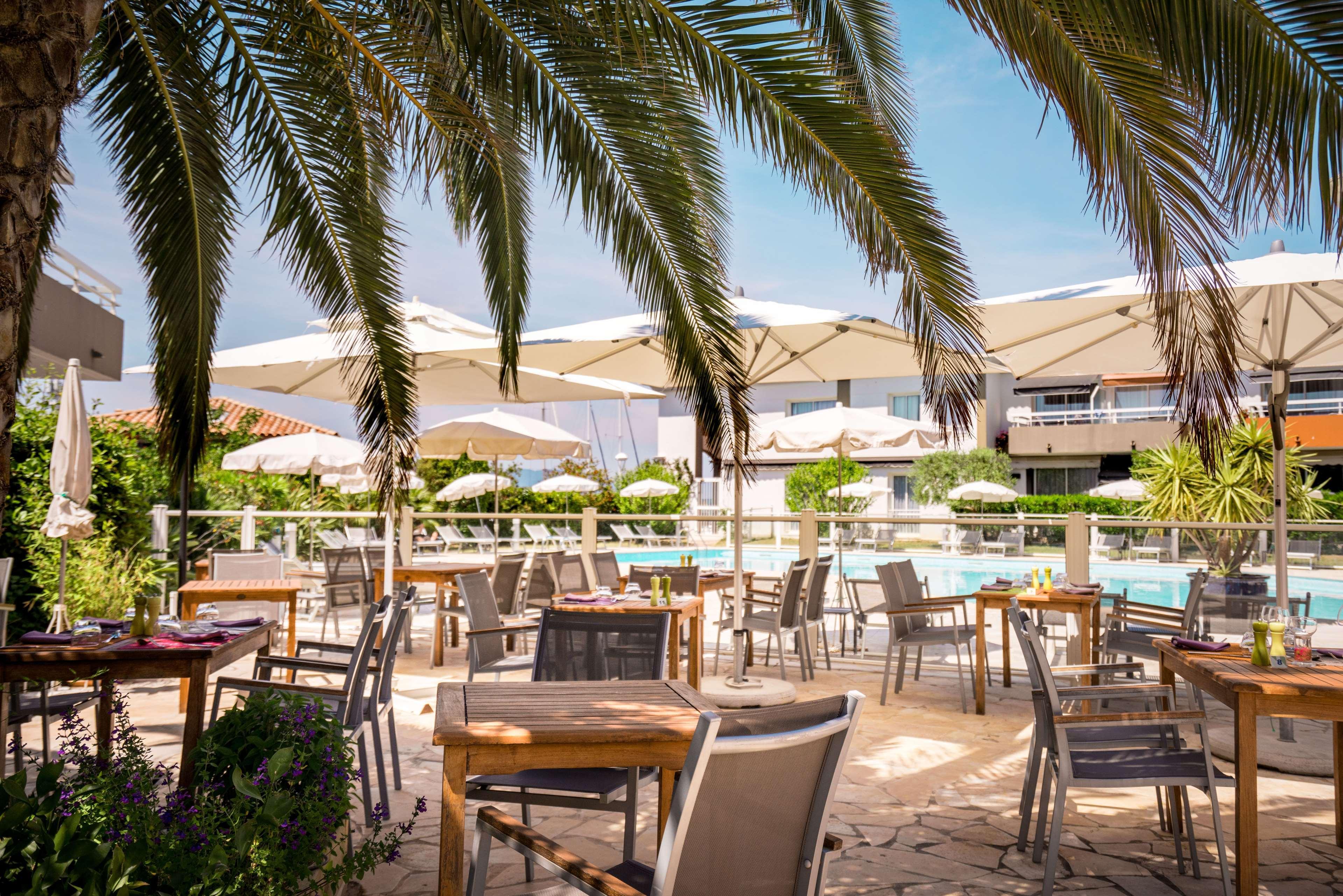 Best Western Plus La Marina Saint-Raphael  Exterior photo