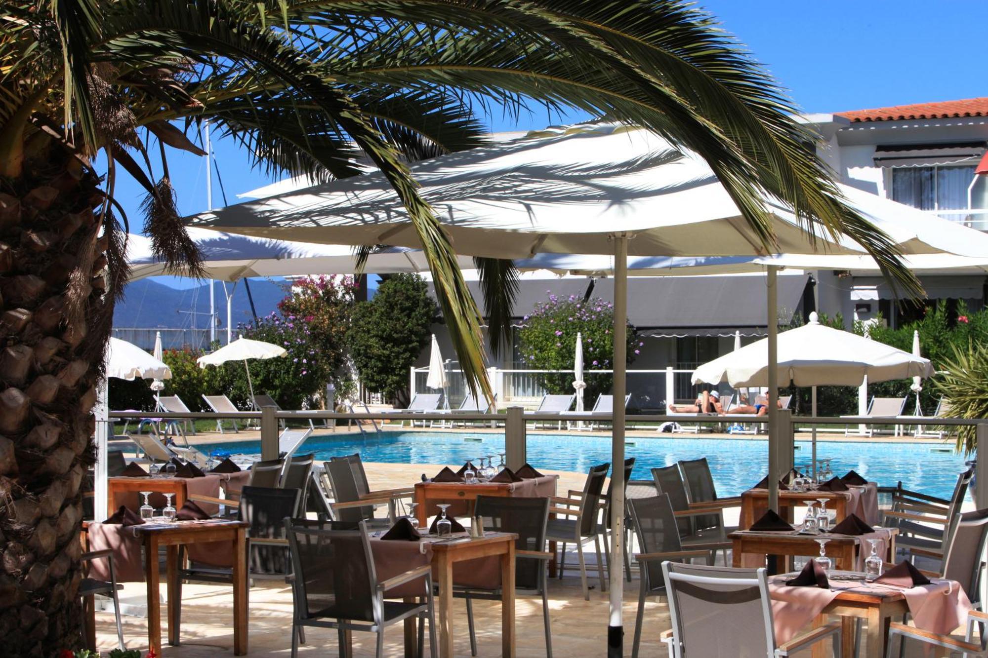 Best Western Plus La Marina Saint-Raphael  Restaurant photo