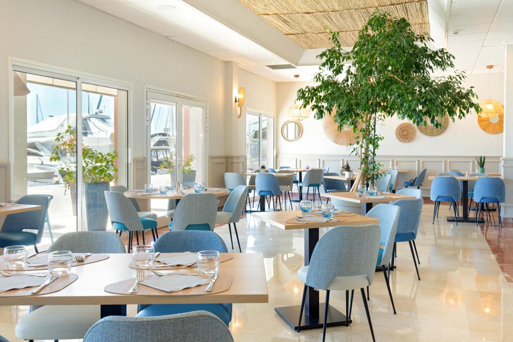 Best Western Plus La Marina Saint-Raphael  Exterior photo